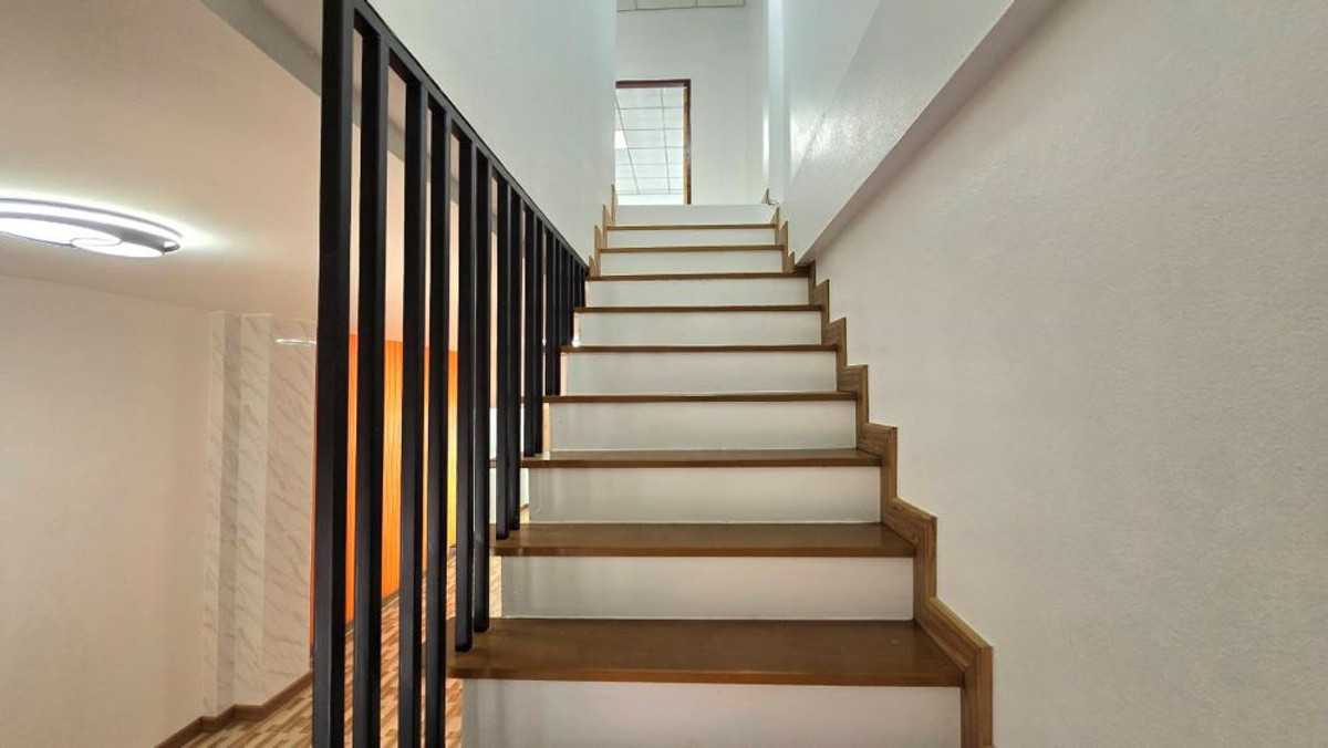 ขายทาวน์โฮมสระบุรี : ขายทาวน์เฮาส์ 2ชั้น พื้นที่ 16 ตร.ว. ถนนเทศบาล 3 ซอย 8 ต.ปากเพรียว อ.เมืองสระบุรี จ.สระบุรี ทำเลทองใจกลางเมืองสระบุรี