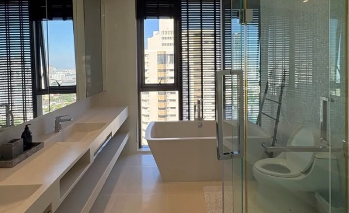 ขายคอนโดสุขุมวิท อโศก ทองหล่อ : 🔥ขายด่วนคอนโด Vittorio Sukhumvit 39 (2 ห้องนอน 3 ห้องน้ำ) 51.5 MB, วิวเมือง