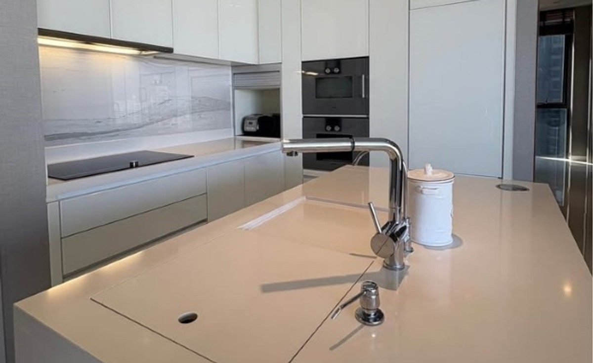 ขายคอนโดสุขุมวิท อโศก ทองหล่อ : 🔥ขายด่วนคอนโด Vittorio Sukhumvit 39 (2 ห้องนอน 3 ห้องน้ำ) 51.5 MB, วิวเมือง