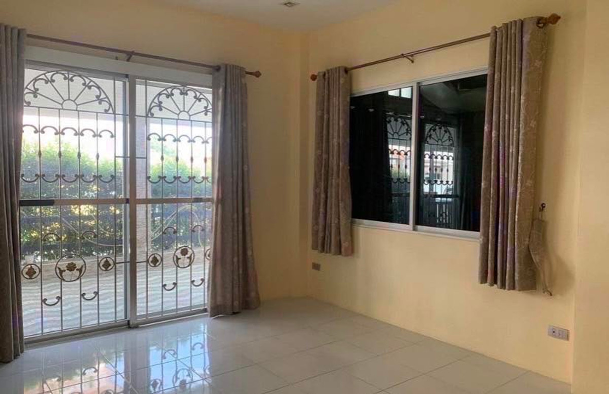 ขายบ้านพัทยา บางแสน ชลบุรี สัตหีบ : ลงทุนคุ้มค่า! ขายพร้อมผู้เช่า สัญญาระยะยาว 💰 ที.ดับบลิว. ปาร์ค วิว / 2 ห้องนอน (ขายพร้อมผู้เช่า), T.W. Park View / 2 Bedrooms (SALE WITH TENANT) BEWN075