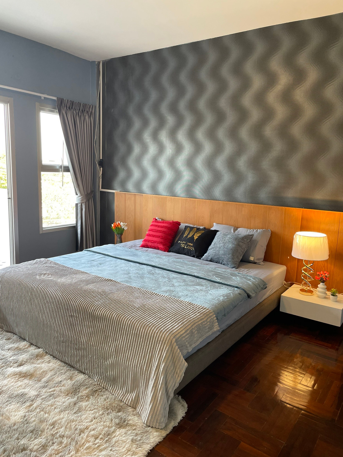 For RentShop HousePattanakan, Srinakarin : 3-storey commercial building for rent, next to Krungthep Kreetha Road, Soi 7, size 26 square meters, upper floor has 5 bedrooms, suitable for doing business. Beauty Clinic, Spa / Wellness, Full Service Beauty Salon Homey style cafe