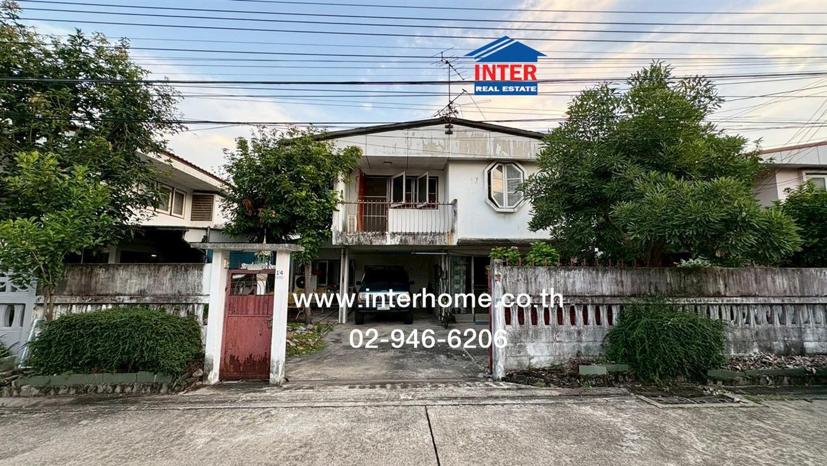 For SaleHouseChokchai 4, Ladprao 71, Ladprao 48, : Land + house, 2 floors, 63 sq m. Land + house, Soi Chokchai 4, Soi 48, Chokchai 4 Road, Lat Phrao Road, Lat Phrao District, Bangkok