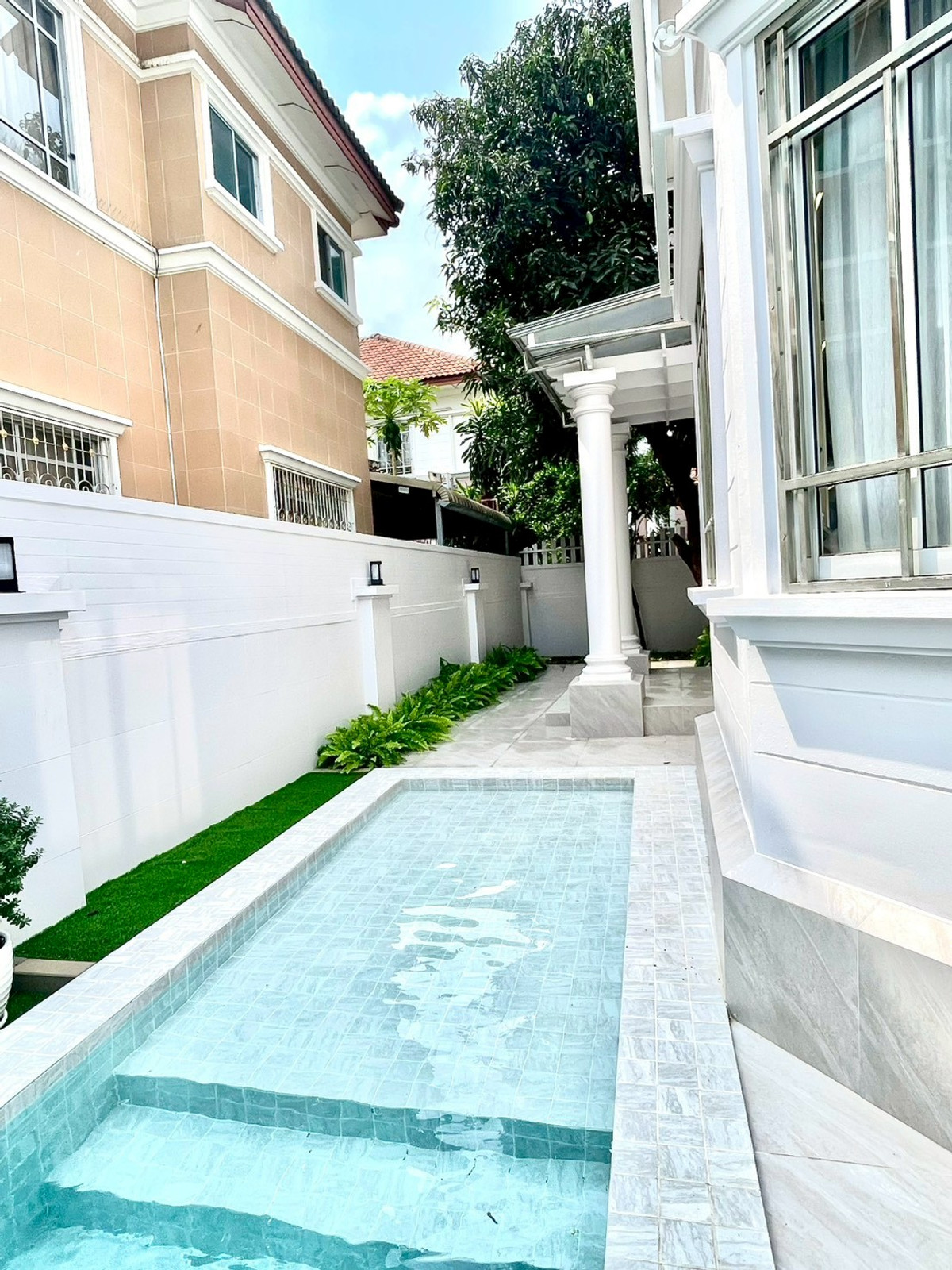 For SaleHousePattaya, Bangsaen, Chonburi : Park Avenue / 3 Bedrooms (For Sale), Park Avenue / 3 Bedrooms (FOR SALE) BEWN073