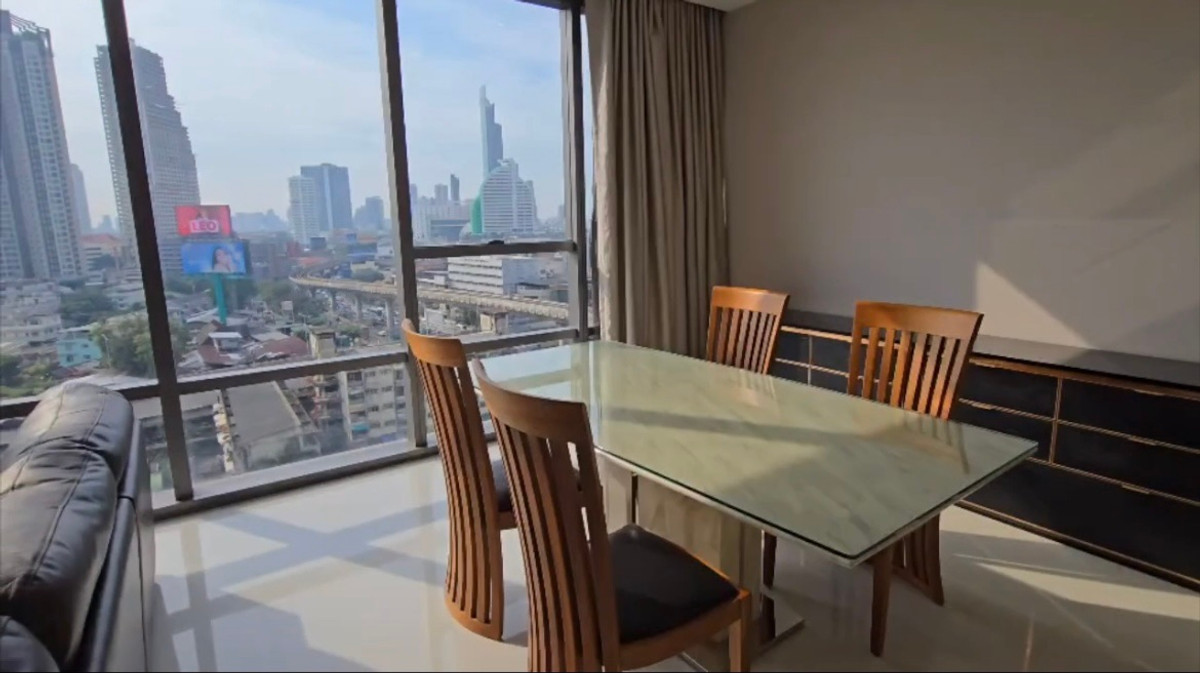 ให้เช่าคอนโดสาทร นราธิวาส : ปล่อยเช่าคอนโด เดอะ แบงค็อก สาทร ใกล้ BTS สุรศักดิ์ ห้องสวย Private Lift พร้อมเข้าอยู่