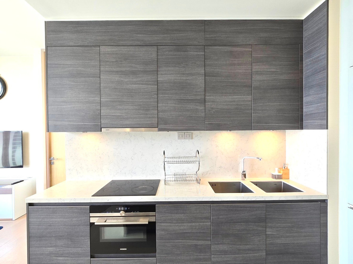 For RentCondoSukhumvit, Asoke, Thonglor : Condo for rent, The Esse Asoke, fully furnished. Ready to move in, beautiful view, no buildings blocking it.