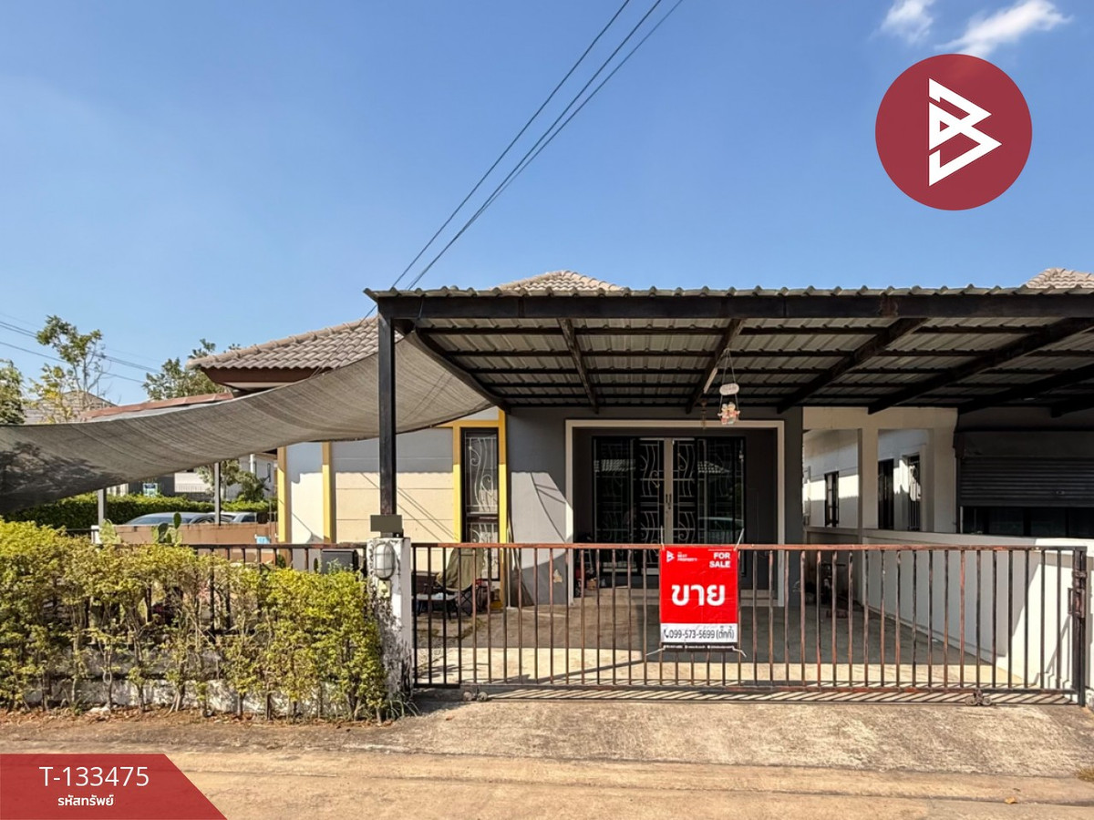 For SalePattaya, Bangsaen, Chonburi : Semi-detached house for sale, Tada Town Curve Village, Bowin-Khao Yai (Tada Town Curve), Chonburi.