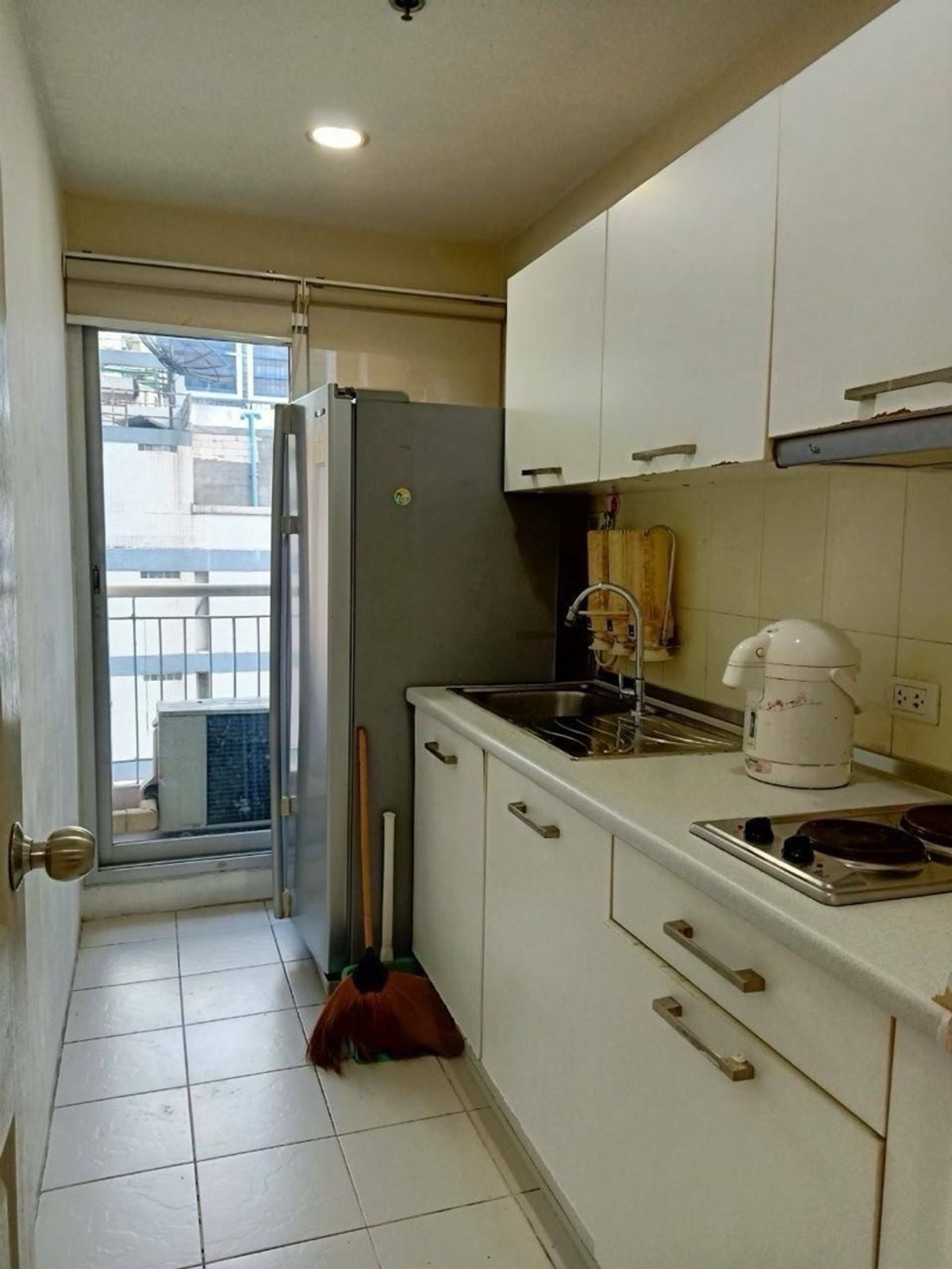 ให้เช่าคอนโดสาทร นราธิวาส : Life@Sathorn 10. for rent - 0816037454