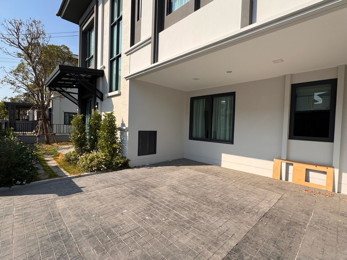 For RentSamut Prakan,Samrong : 💥ForRent💥3Bed •  Grande Pleno Sukhumvit–Bangna 🏡 Near Mega Bangna 🐶🐱 Pet Friendly* Ready to move in ‼️  Fully Furnished ✨