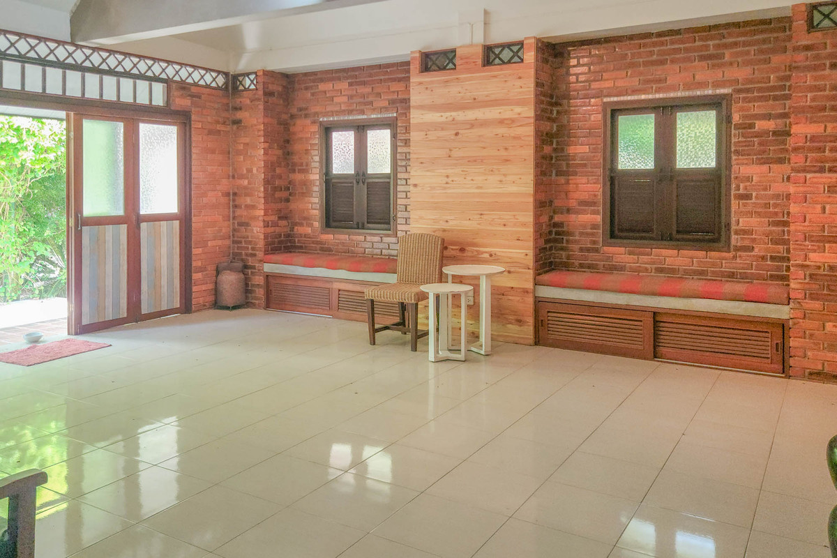 ขายบ้านเชียงใหม่ : บ้านรีสอร์ตหลายหลัง บนที่ดินขนาดใหญ่ ร่มรื่น ใกล้สนามบิน หนองควาย, เชียงใหม่