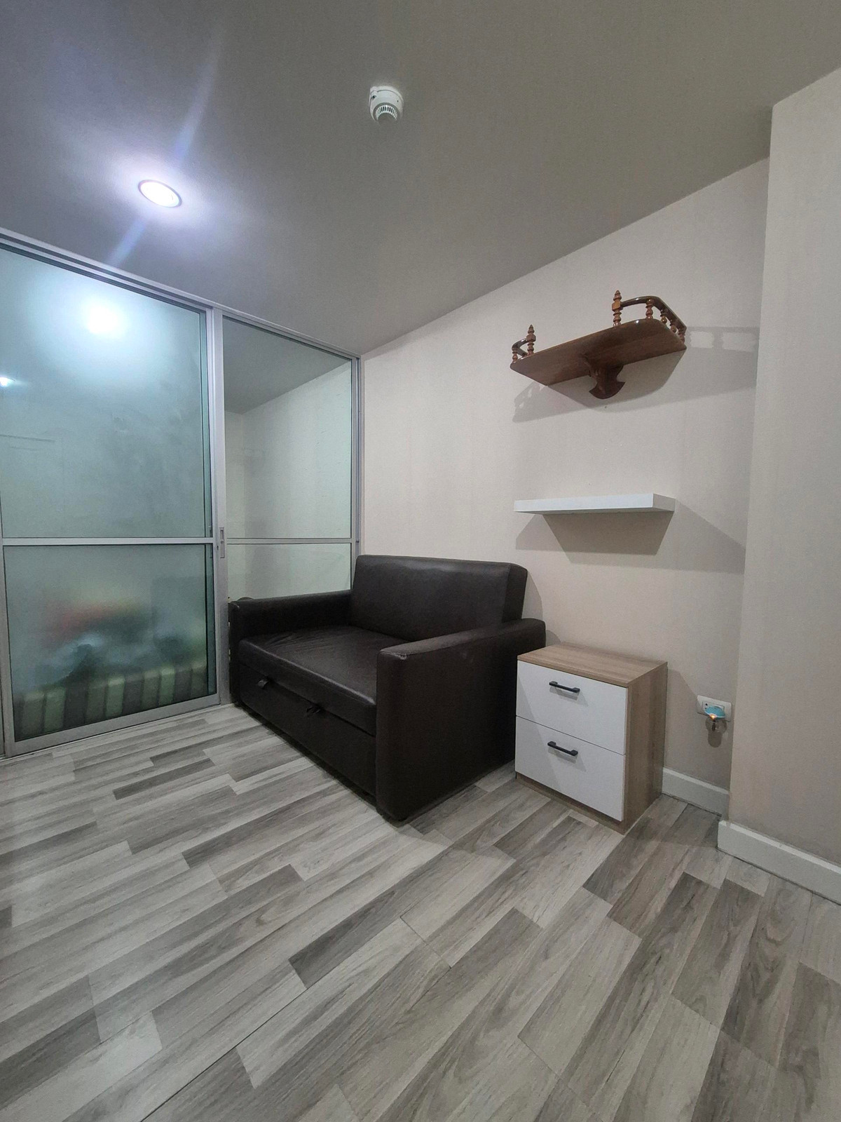 ขายคอนโดรามคำแหง หัวหมาก : ขายคอนโด ชั้น 2. 28 ตรม. เจ้าของขายเอง 