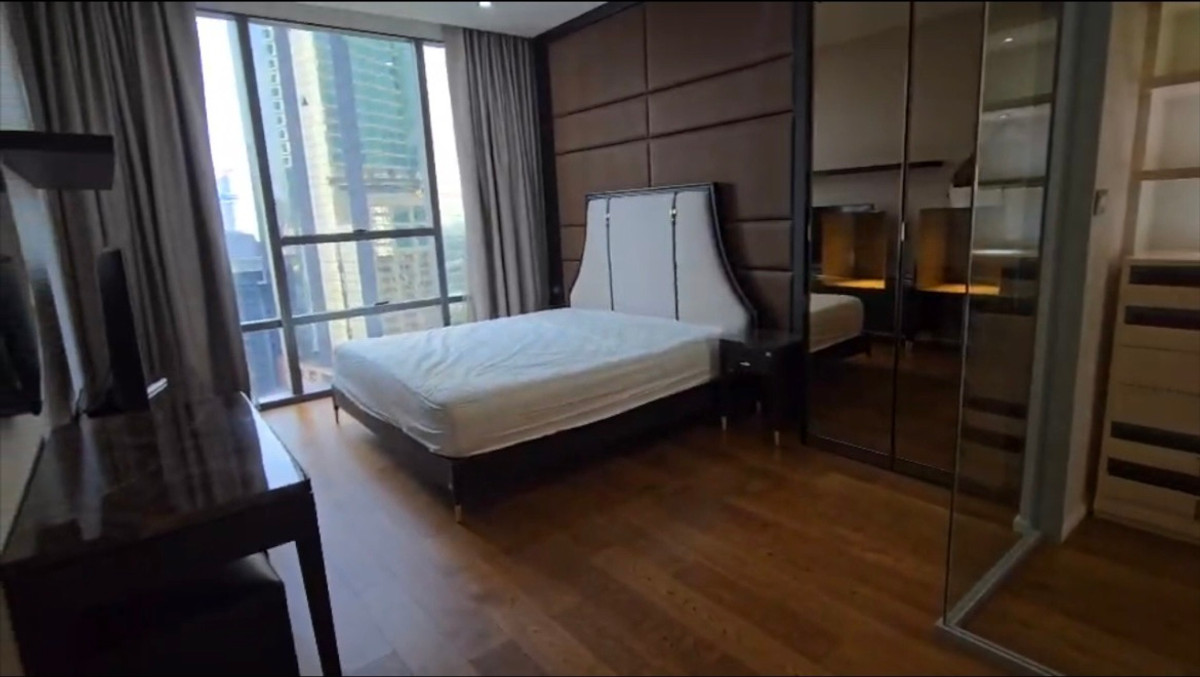 ให้เช่าคอนโดสาทร นราธิวาส : ปล่อยเช่าคอนโด เดอะ แบงค็อก สาทร ใกล้ BTS สุรศักดิ์ ห้องสวย Private Lift พร้อมเข้าอยู่