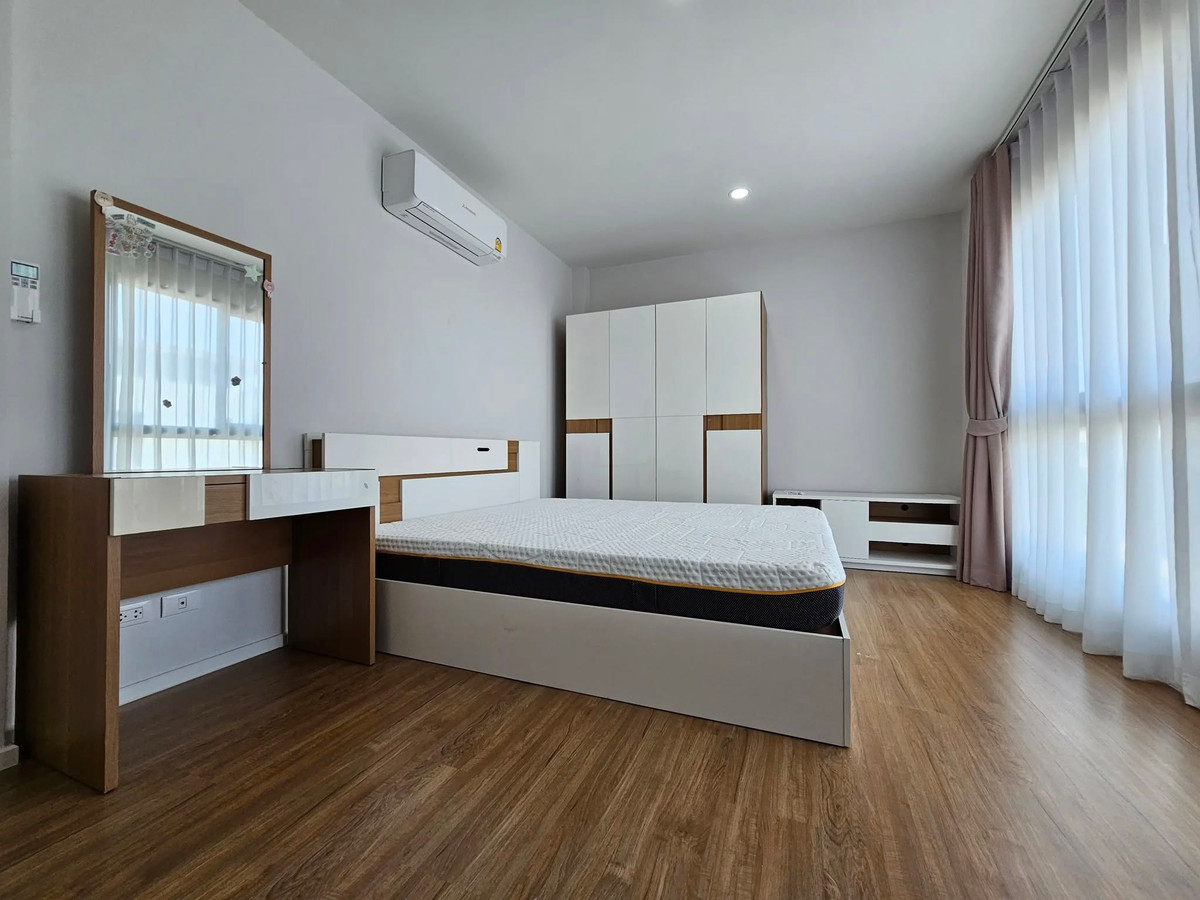 For SaleHousePattanakan, Srinakarin : Baan Klang Muang The Edition Rama 9 - Krungthep Kreetha / 4 Bedrooms (FOR SALE), Baan Klang Muang The Edition Rama 9 - Krungthep Kreetha / 4 Bedrooms (For Sale) BZD138