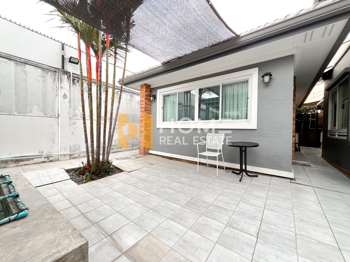 For SaleHouseLadkrabang, Suwannaphum Airport : Manthana Onnut - Wongwaen 4 / 3 Bedrooms (For Sale), Manthana Onnut - Wongwaen / 3 Bedrooms (FOR SALE) POON137