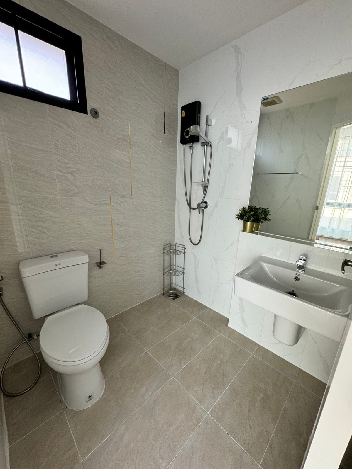 ให้เช่าทาวน์โฮมอ่อนนุช อุดมสุข : ให้เช่าทาวน์โฮม 3 ชั้นใหม่ Q Prime สุขุมวิท77 (46 ตร.ว.) 3 นอน 4 น้ำ หลังมุม มีสวนส่วนตัว