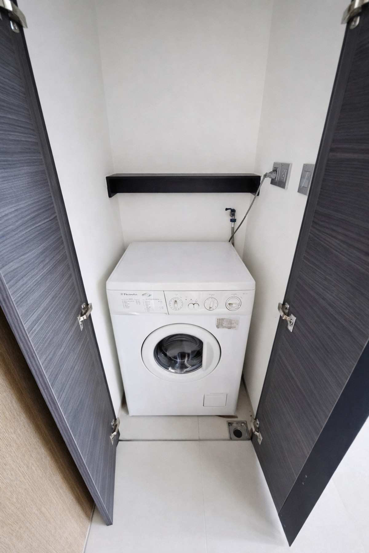 ให้เช่าคอนโดสุขุมวิท อโศก ทองหล่อ : ✨ Luxury Condo for Rent – The Esse Asoke  วิวเมืองเต็มตา โปร่ง โล่ง เป็นส่วนตัว