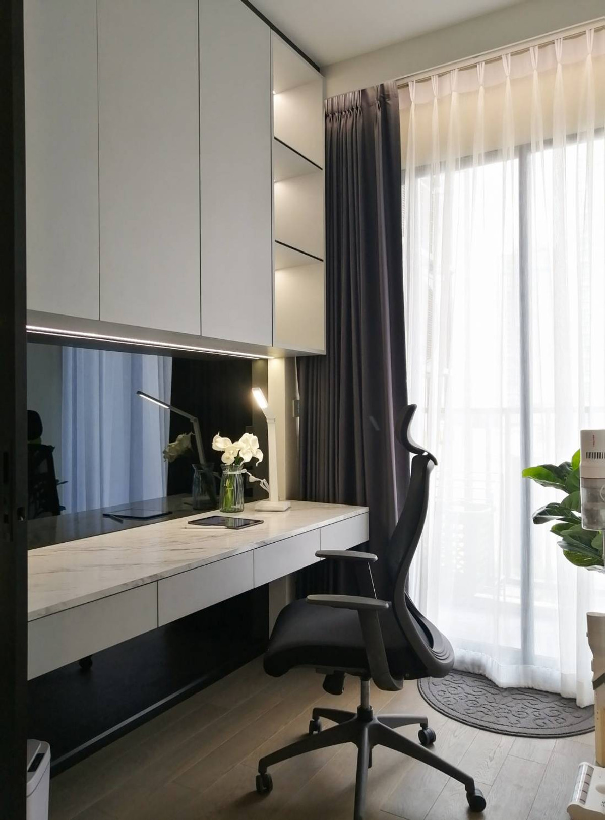 ให้เช่าคอนโดราชเทวี พญาไท : 👑 Premium Room - 1 Bed Plus+ Park Origin Phayathai  - Luxury Condo มีห้องทำงานแยกเป็นสัดส่วน 35  SQ.M. Fuulu furnished - 32K per month 