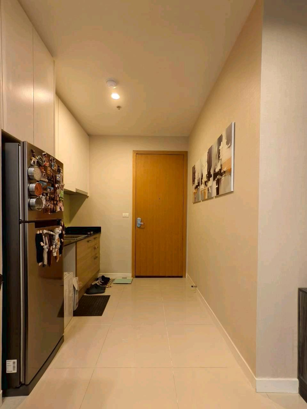 ขายคอนโดพระราม 9 เพชรบุรีตัดใหม่ RCA : ขาย​ Circle Condominium 47 ตร.ม. ใกล้ MRT เพชรบุรี ห้องใหญ่​ วิวโล่ง​ ชั้นสูง