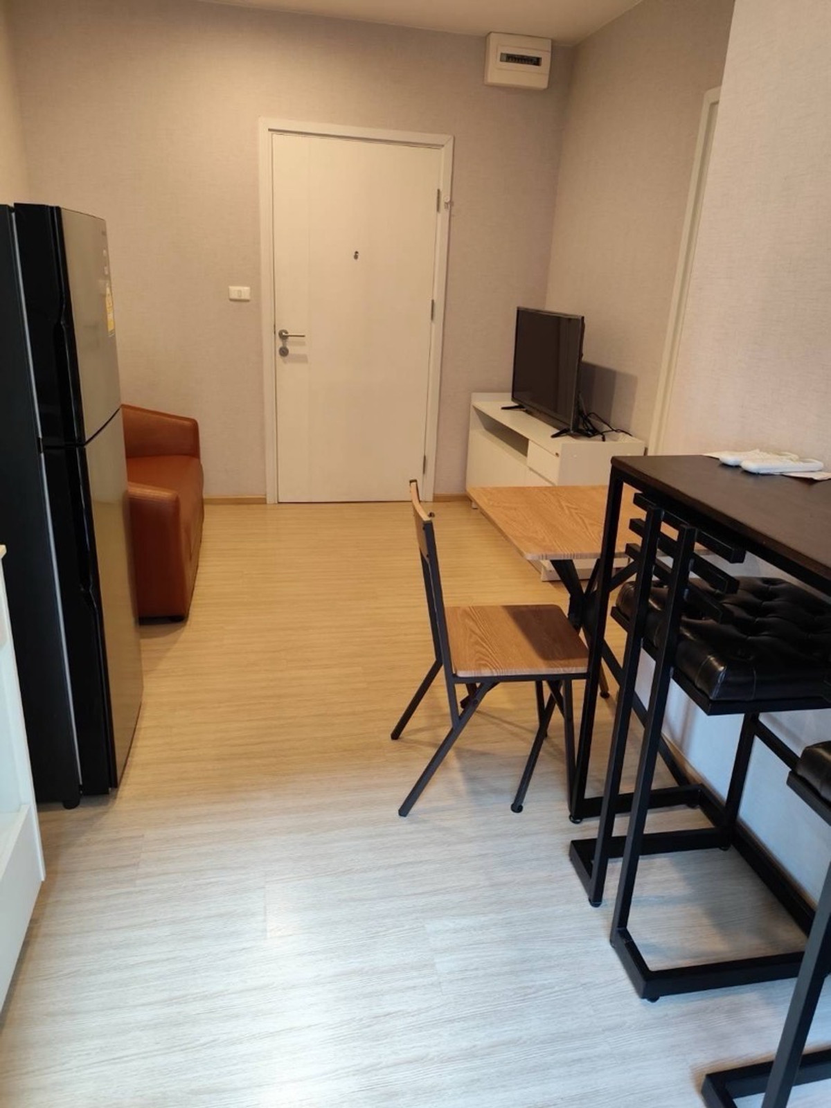 ให้เช่าคอนโดปิ่นเกล้า จรัญสนิทวงศ์ : 💙 @condocurator 💙 Plum Condo Pinklao พร้อมอยู่ [PM4647] 