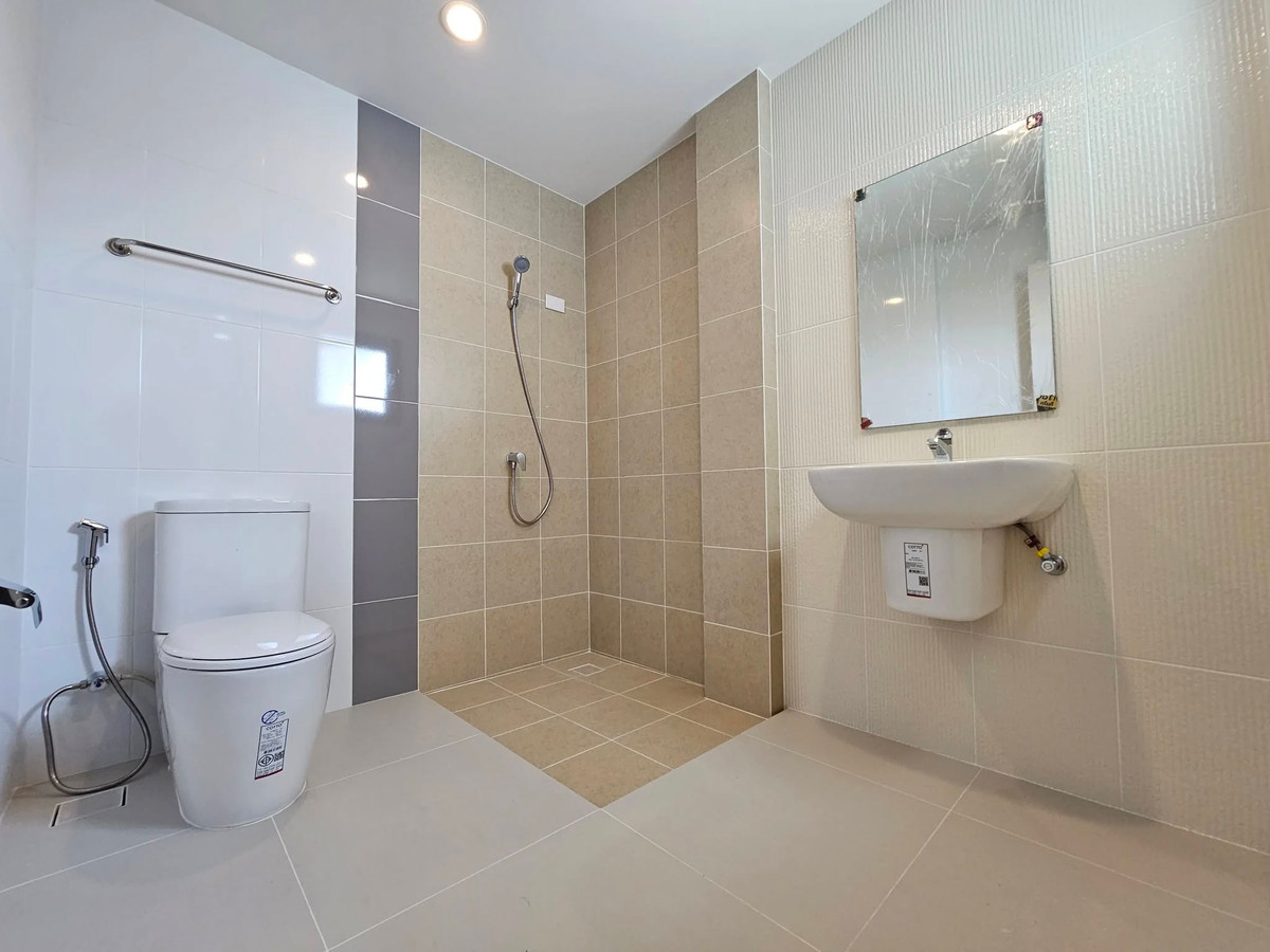 For SaleHousePattanakan, Srinakarin : Baan Klang Muang The Edition Rama 9 - Krungthep Kreetha / 4 Bedrooms (FOR SALE), Baan Klang Muang The Edition Rama 9 - Krungthep Kreetha / 4 Bedrooms (For Sale) BZD138