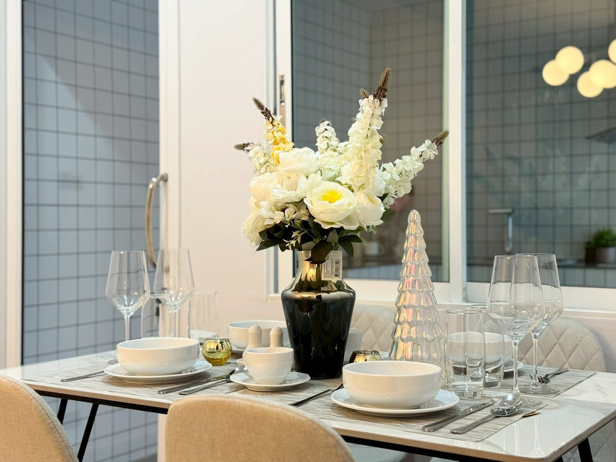 For SaleTownhomePattaya, Bangsaen, Chonburi : Siam Country Club - Soi Phonprapanimit 15 / 2 Bedrooms (FOR SALE) BEWN077