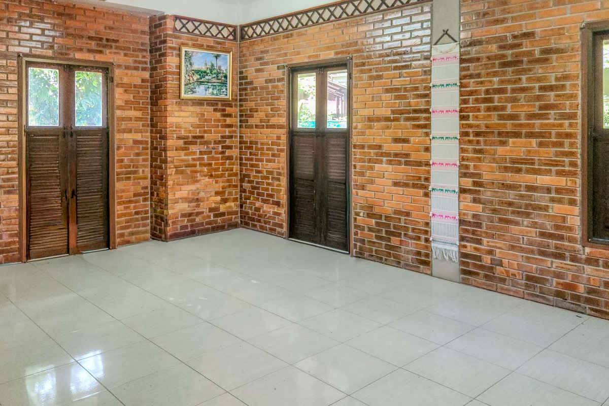 ขายบ้านเชียงใหม่ : บ้านรีสอร์ตหลายหลัง บนที่ดินขนาดใหญ่ ร่มรื่น ใกล้สนามบิน หนองควาย, เชียงใหม่