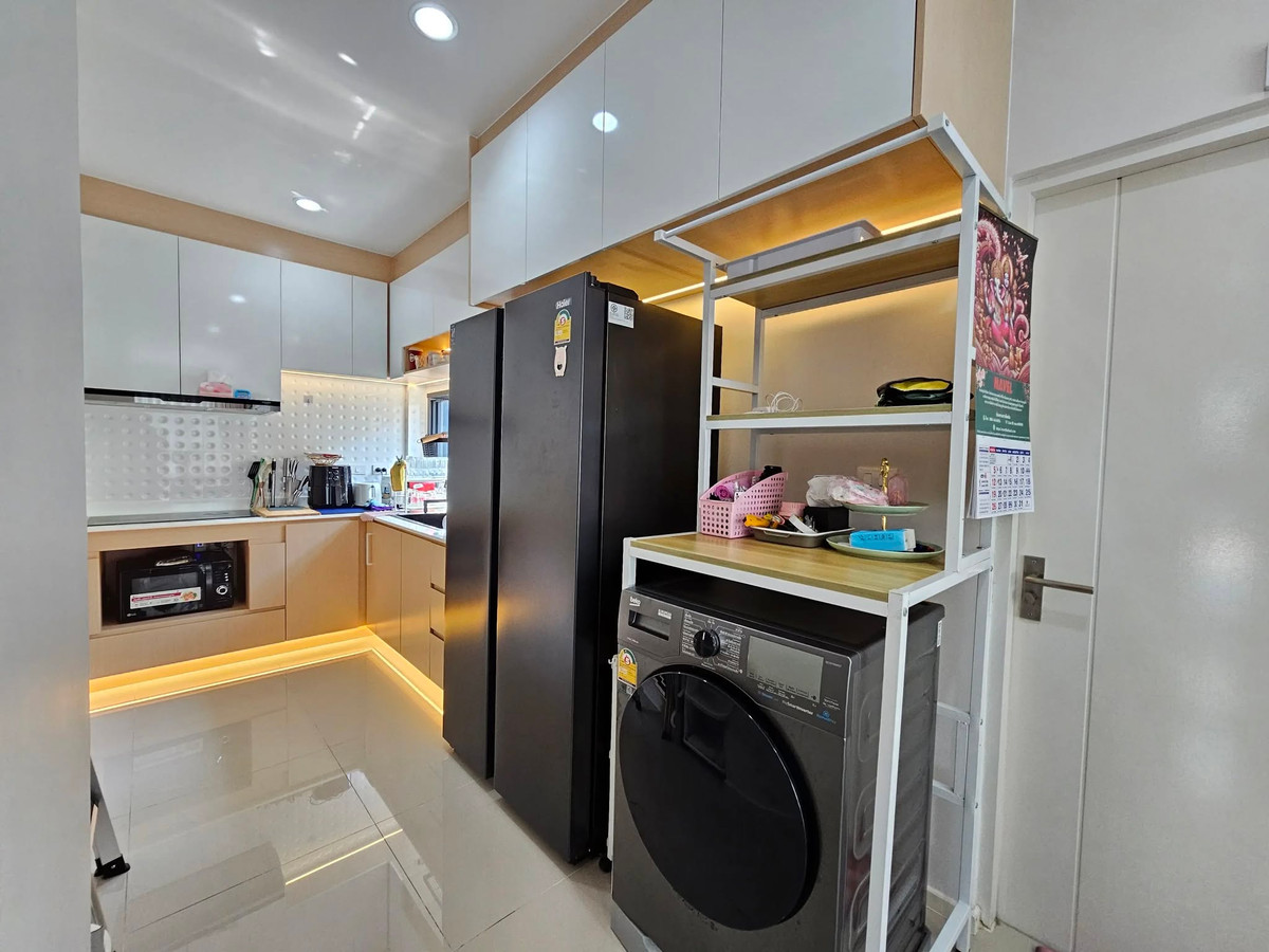 For RentHousePattanakan, Srinakarin : Baan Klang Muang The Edition Rama 9 - Krungthep Kreetha / 4 Bedrooms (FOR RENT) BZD138