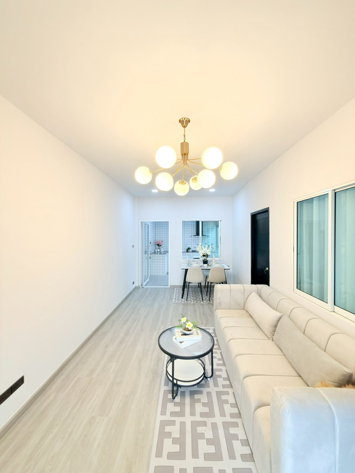 For SaleTownhomePattaya, Bangsaen, Chonburi : Siam Country Club - Soi Phonprapanimit 15 / 2 Bedrooms (FOR SALE) BEWN077