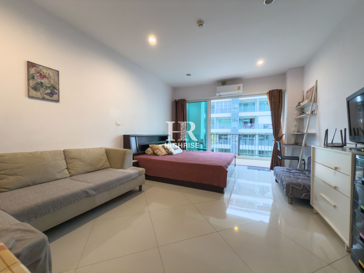 ขายคอนโด : โควต้าต่างชาติ | Diamond Suites Resort | สตูดิโอ ขนาด 40 ตร.ม. | ห้องตกแต่งครบ พร้อมเข้าอยู่  ในโซนพัทยาใต้