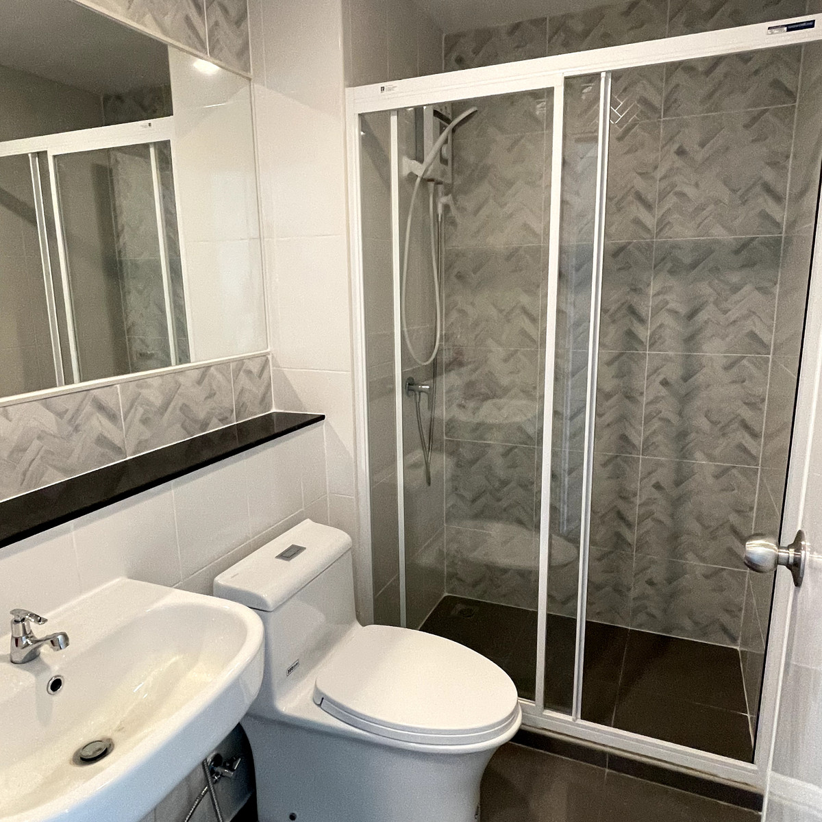 ให้เช่าคอนโดบางนา แบริ่ง ลาซาล : ให้เช่าใกล้BTS บางนา 350 เมตร - คอนโดรีเจ้นท์ โฮม บางนา 