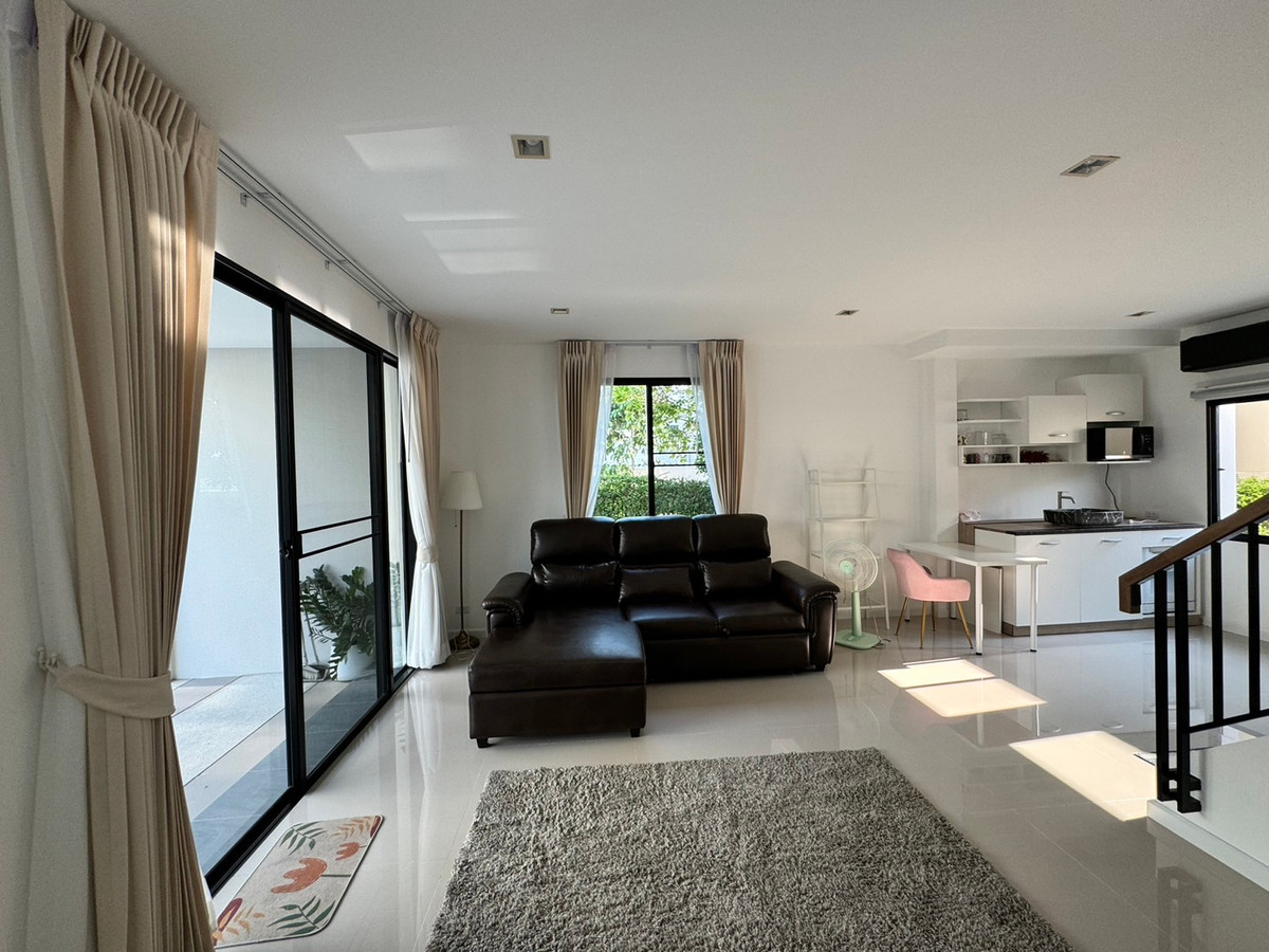 ให้เช่าทาวน์โฮมอ่อนนุช อุดมสุข : ให้เช่าทาวน์โฮม 3 ชั้นใหม่ Q Prime สุขุมวิท77 (46 ตร.ว.) 3 นอน 4 น้ำ หลังมุม มีสวนส่วนตัว