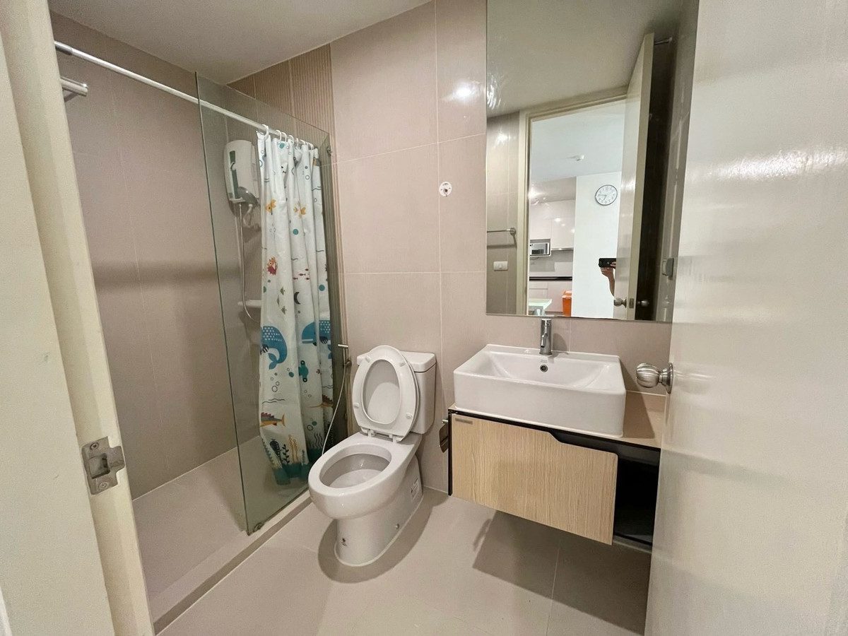 ให้เช่าคอนโดบางซื่อ วงศ์สว่าง เตาปูน : 📍โครงการ : The Parkland รัชดา - วงศ์สว่าง
🚝 ใกล้ : MRT สถานีวงศ์สว่าง 50 เมตร
💵 ราคาเช่า : 15,000 บาท / เดือน