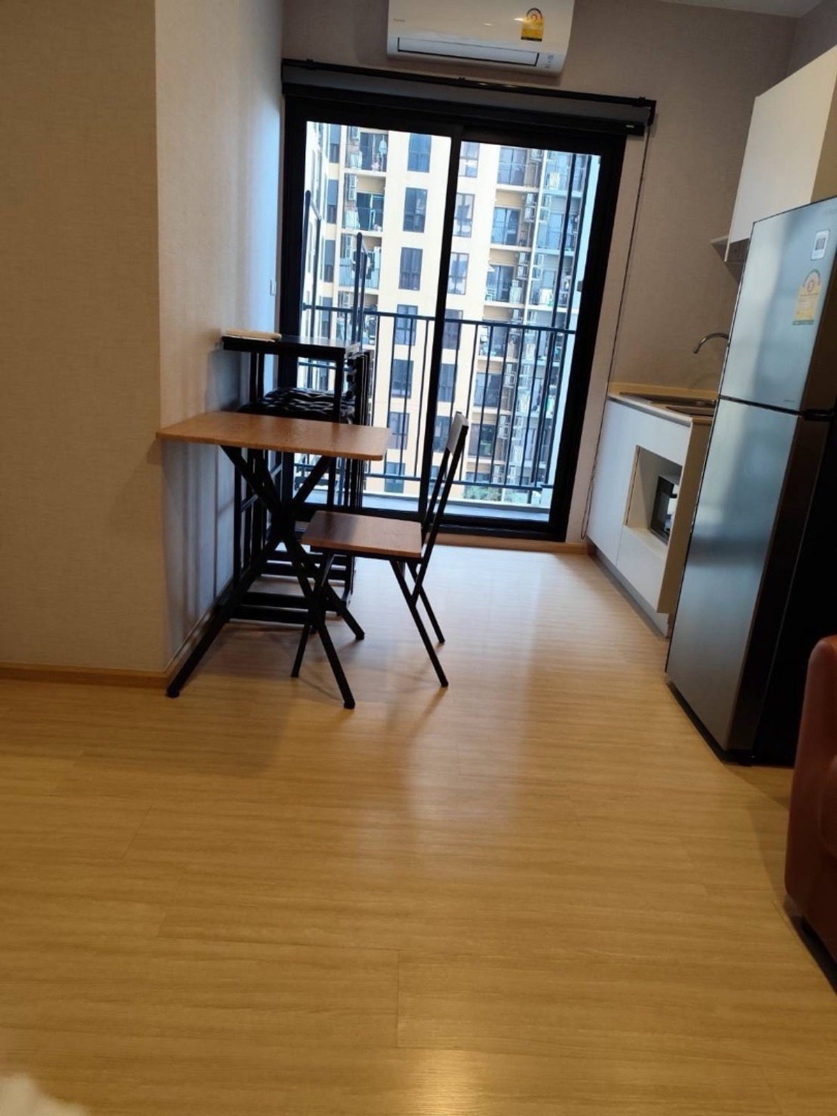 ให้เช่าคอนโดปิ่นเกล้า จรัญสนิทวงศ์ : 💙 @condocurator 💙 Plum Condo Pinklao พร้อมอยู่ [PM4647] 