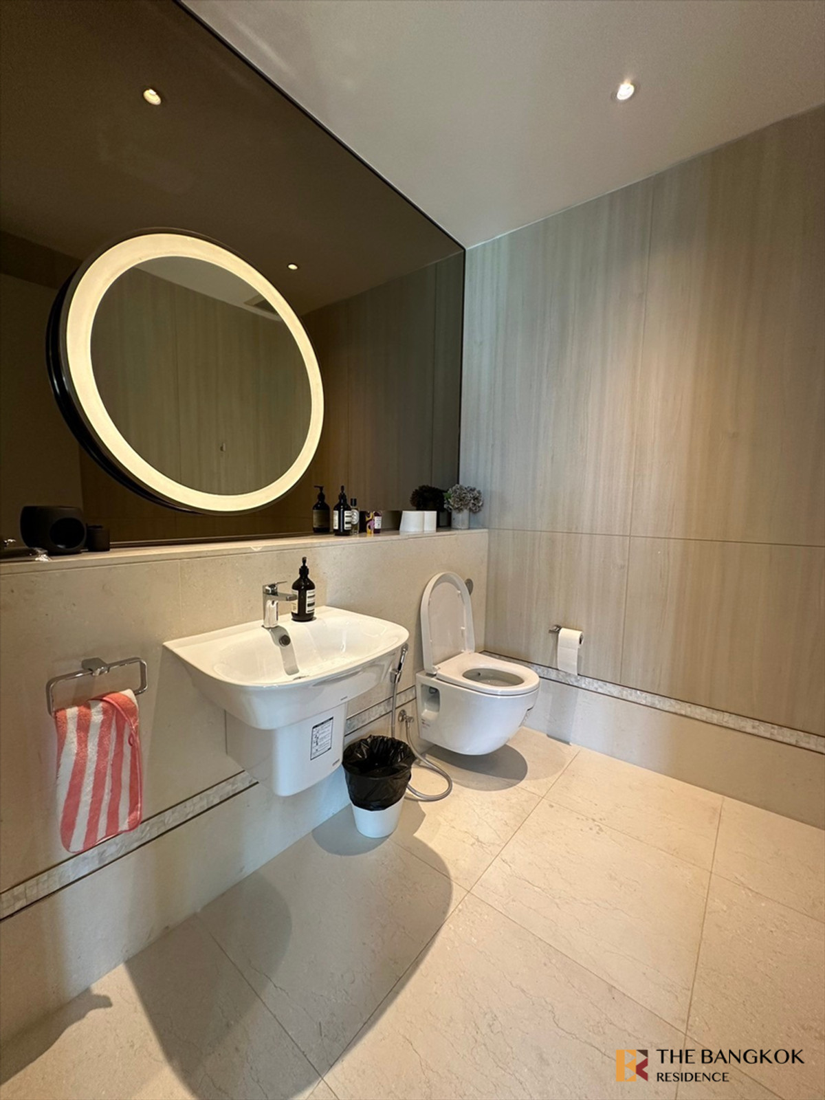 For SaleCondoWitthayu, Chidlom, Langsuan, Ploenchit : 🌳🏙️ Timeless Ultra-Luxury Living in the Heart of Langsuan - Baan Sindhorn near Bts Chidlom