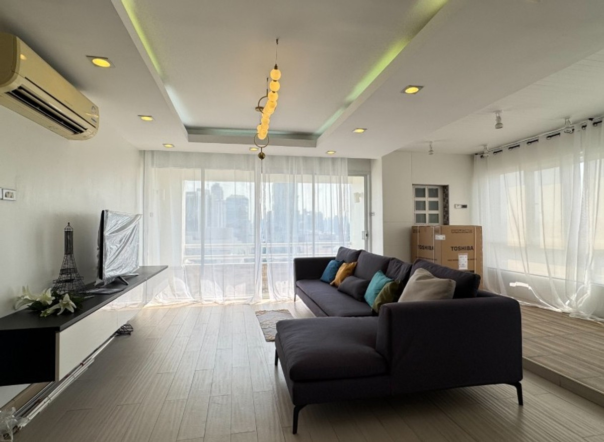 ให้เช่าคอนโดรัชดา ห้วยขวาง : 🎀🐻 Srivara Mansion 🐻🎀 3 Beds 2 Baths, Rental 65,000 Baht