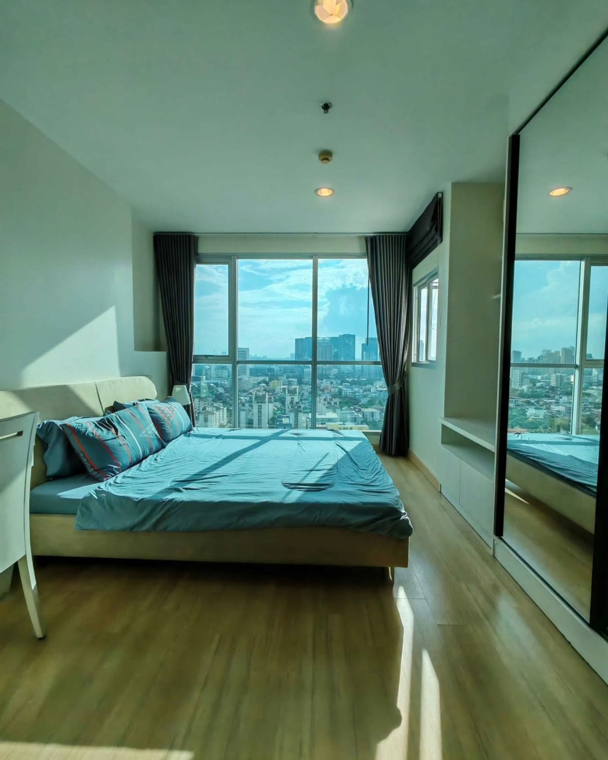 ขายคอนโดลาดพร้าว เซ็นทรัลลาดพร้าว : Life @ Ladprao 18 / 1 Bedroom (FOR SALE), ไลฟ์ แอท ลาดพร้าว 18 / 1 ห้องนอน (ขาย) PINP237