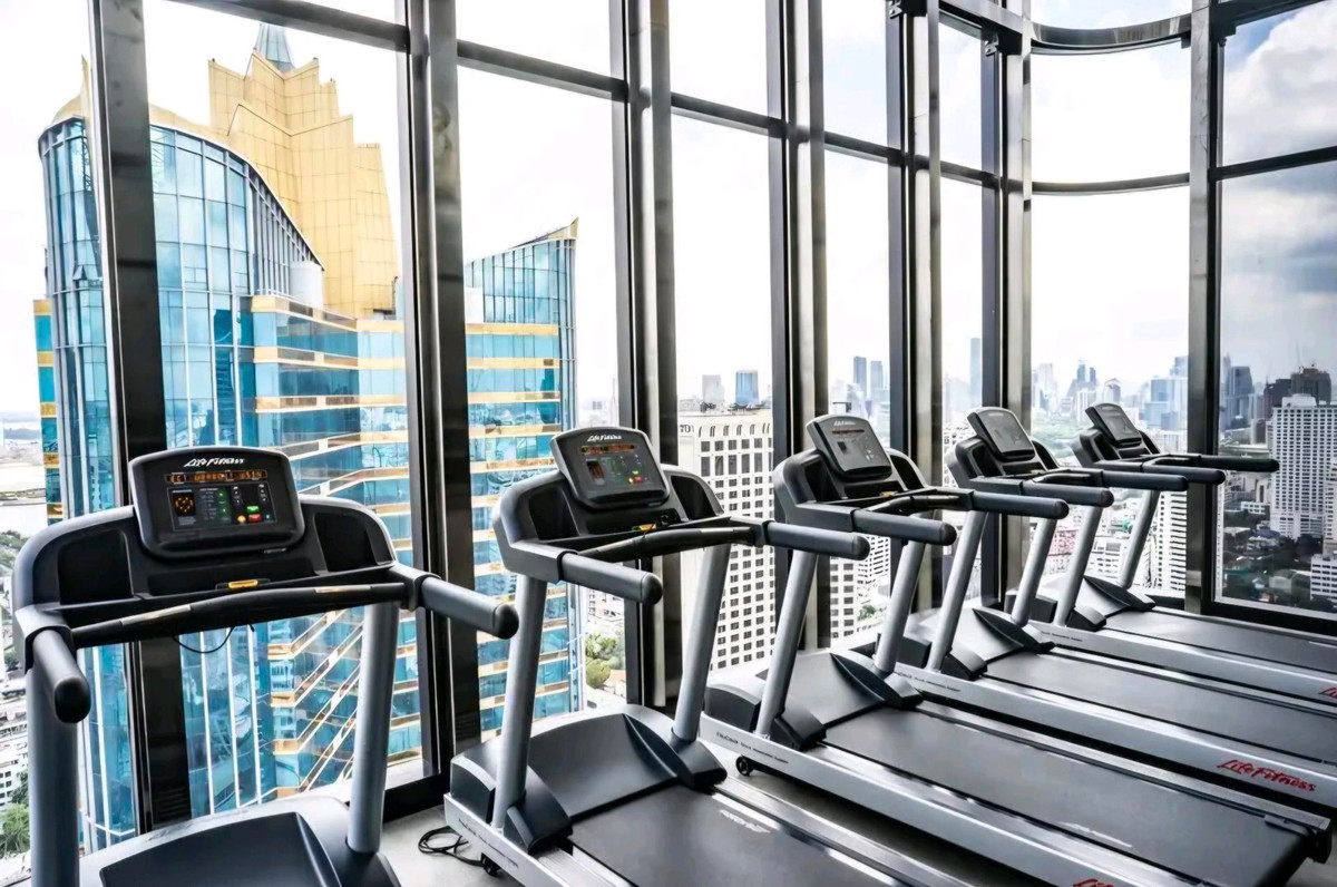 For RentCondoSukhumvit, Asoke, Thonglor : For Rent : Ashton Asoke ,Located right next to MRT Sukhumwit, BTS Asoke station and Terminal 21.