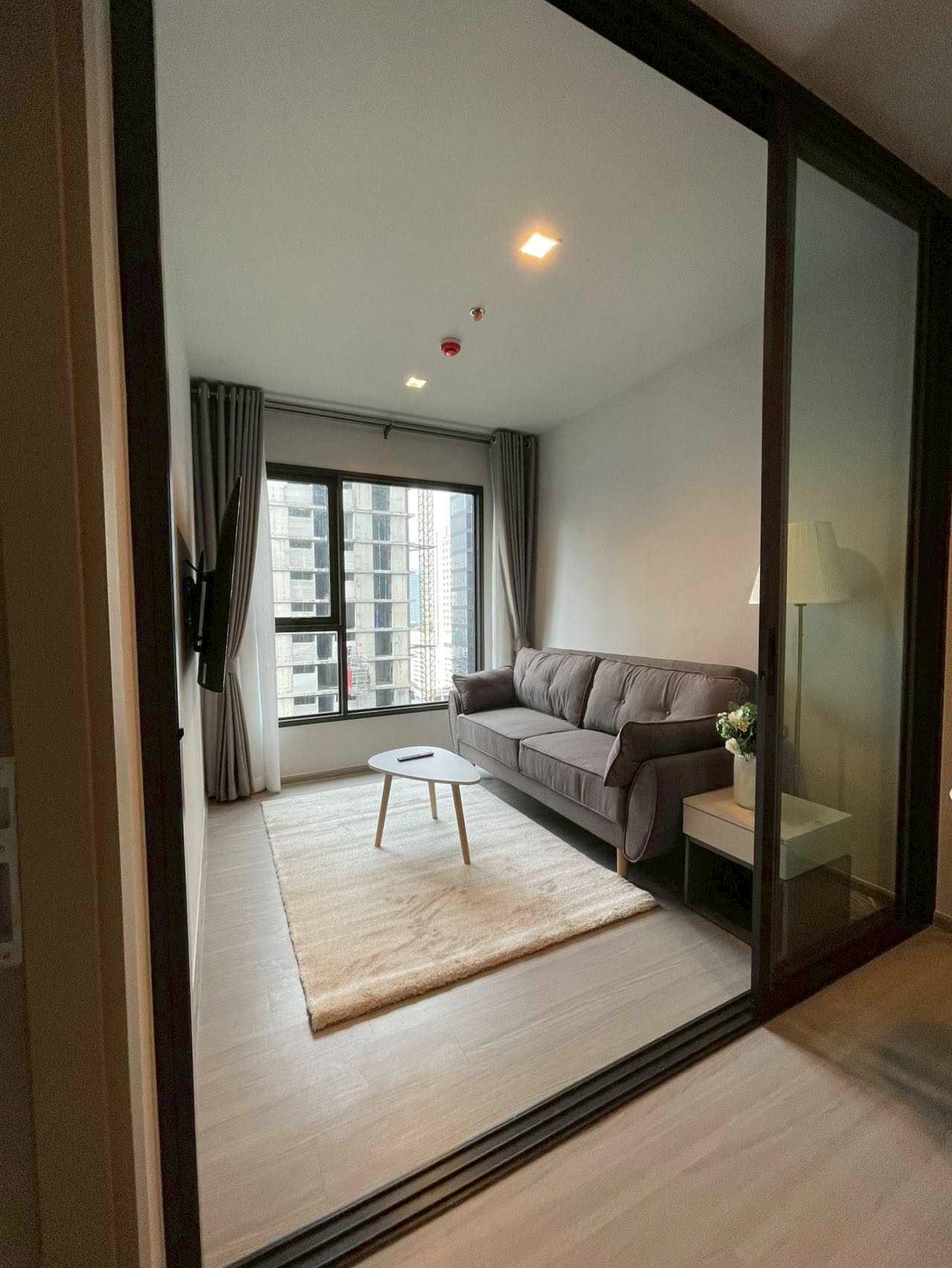 ให้เช่าคอนโดพระราม 9 เพชรบุรีตัดใหม่ RCA : 🩵🐳 Life Asoke Rama9 🐳🩵 1 Bed 1 Bath, Rental 22,000 Baht