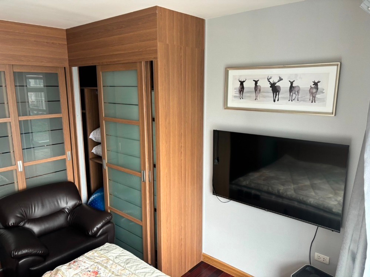 For SaleCondoRama9, Petchburi, RCA : Circle Condominium / 2 Bedrooms (FOR SALE), Circle Condominium / 2 Bedrooms (For Sale) TARN269