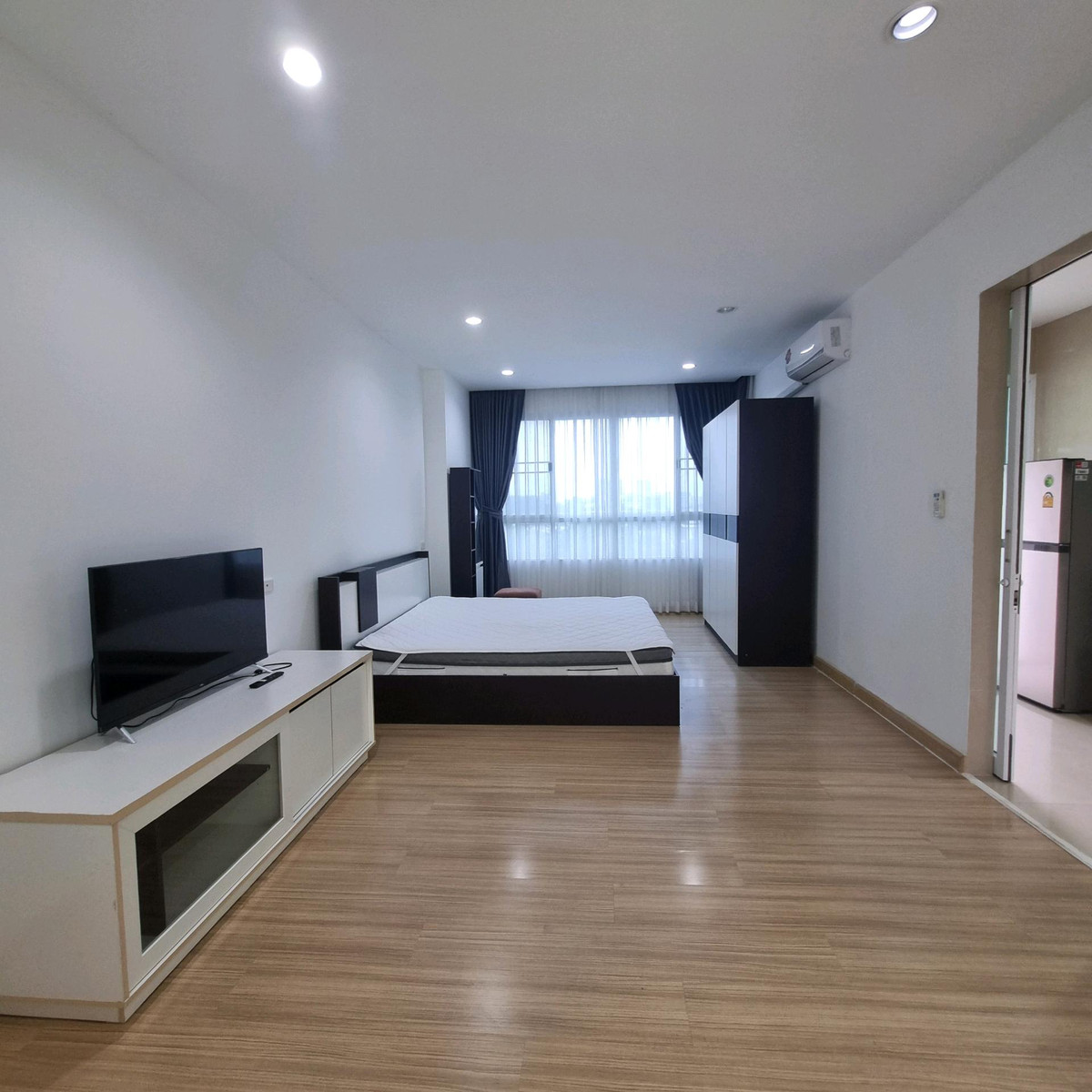 ให้เช่าคอนโดลาดพร้าว101 แฮปปี้แลนด์ : happy condo 101 for rent 36sqm. stu type ห้องสวยใหม่ เพียง10k please add line goodasset 