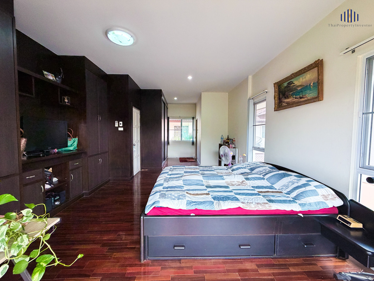 For SaleHouseRatchaburi : House for Sale in Ban Pong, Ratchaburi – 100 sq.wah with 6×8 m Swimming Pool – Reduced to THB 7M