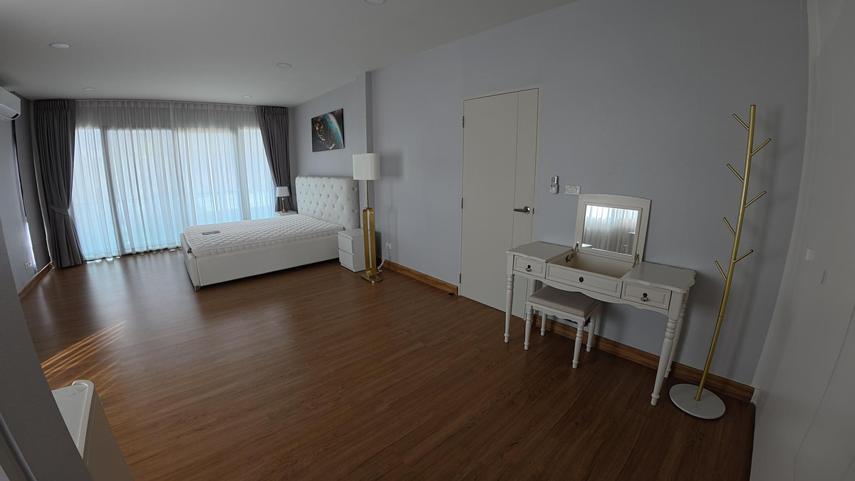 ให้เช่าบ้านบางนา แบริ่ง ลาซาล : เซนโทร บางนา / 4 ห้องนอน (เช่า), Centro Bangna / 4 Bedrooms (FOR RENT) YOK070