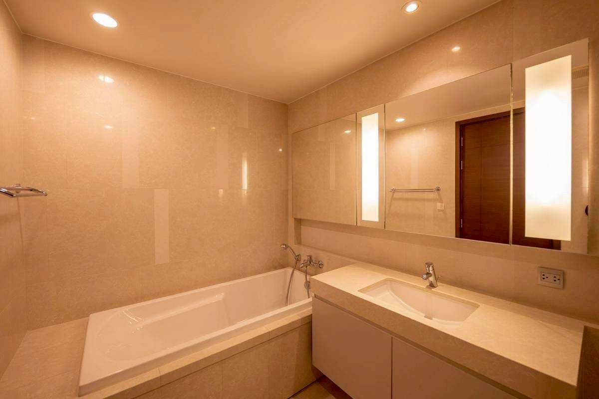 ให้เช่าคอนโดสุขุมวิท อโศก ทองหล่อ : LTH14391 – Condo for Rent | Quattro Sukhumvit 55 | 80.21 sqm | 2 Beds 2 Baths | Near BTS Thonglor | 75K/Month | คอนโดให้เช่า ควอทโทร สุขุมวิท 55