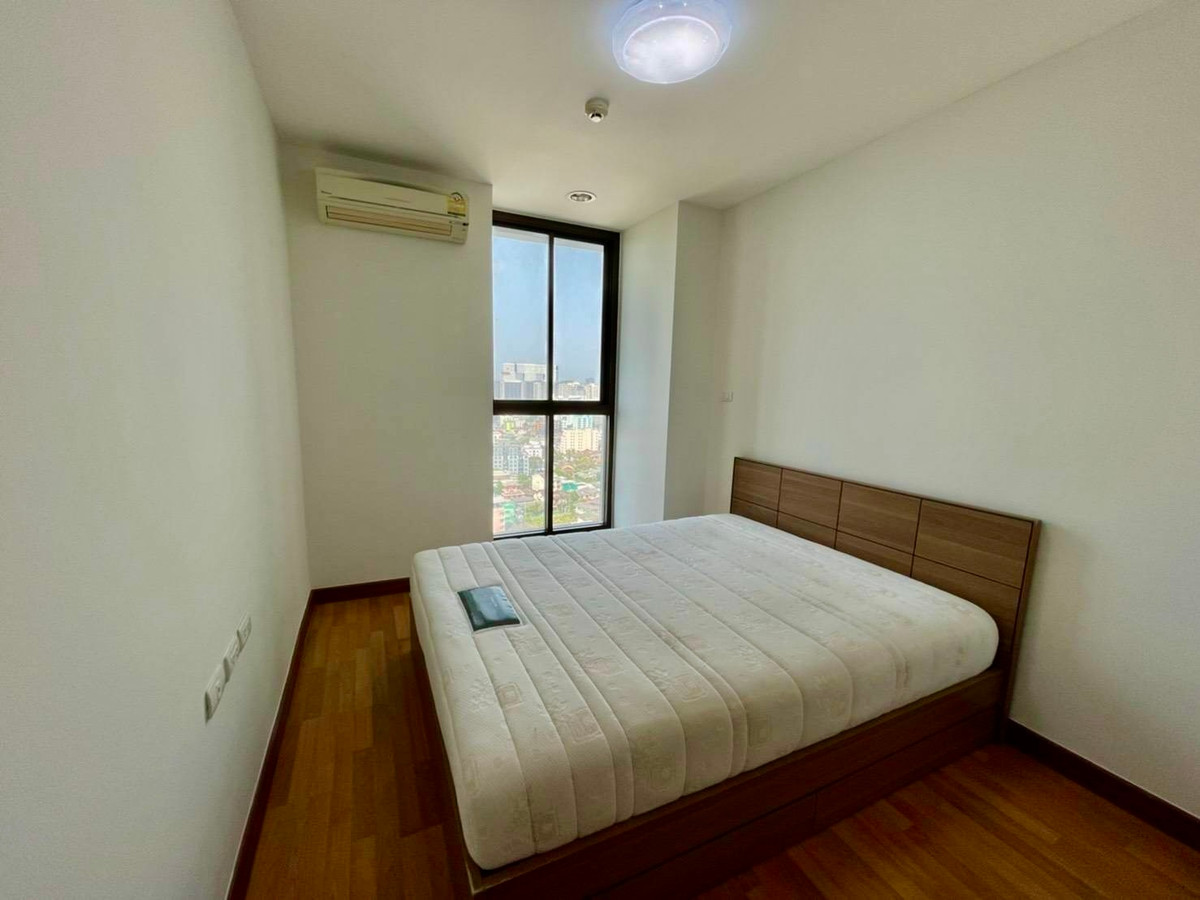 For SaleCondoLadprao, Central Ladprao : For Sale: Ideo Ladprao 5 – High Floor Unit Near MRT Ladprao