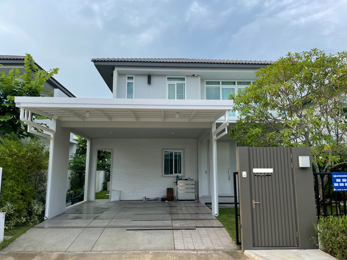 ขายบ้าน : บ้านเดี่ยว 3 ห้องนอน ตกแต่งครบ พร้อมอยู่ มัณฑนา มอเตอร์เวย์-กรุงเทพกรีฑาตัดใหม่