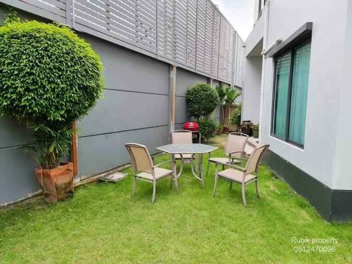 For RentHousePattanakan, Srinakarin : 🏡 Setthasiri Krungthep Kreetha | Large detached house, wide space, comfortable family living RB1687
