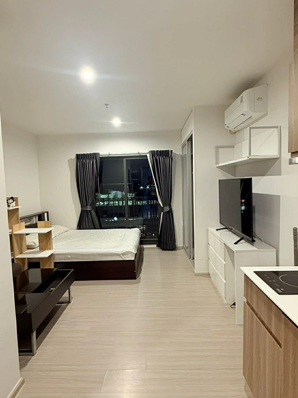 For RentCondoBang kae, Phetkasem : ⭐️The Parkland Phetkasem 56 ⭐️ Room for rent, size 26 sq m., complete with furniture and electrical appliances.