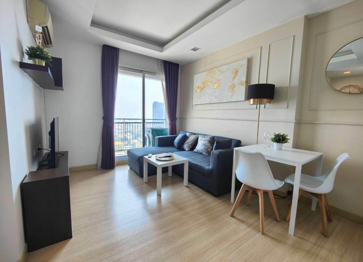 For RentCondoRama9, Petchburi, RCA : 🔥 For Rent – Ready to Move In! True Thonglor Condominium 📍 31st Floor | 31.21 sq.m. 🛏 1 Bedroom | 🚿 1 Bathroom 💰 Rent: 15,500 THB / month ________________________________________