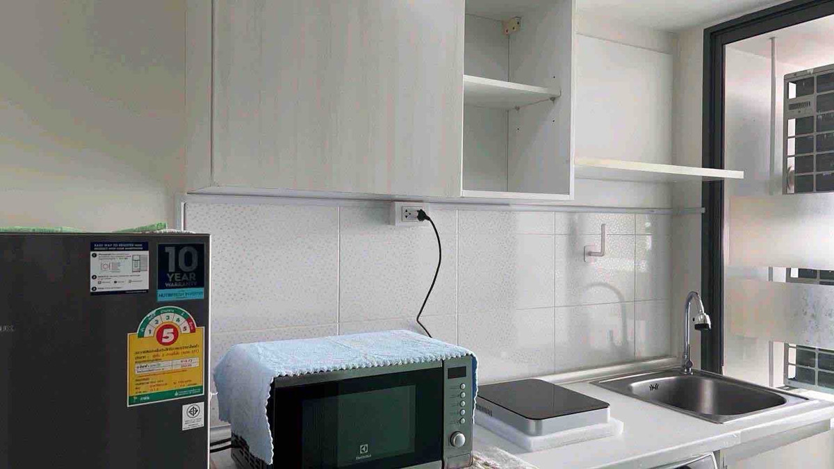 ให้เช่าคอนโดบางซื่อ วงศ์สว่าง เตาปูน : 📍โครงการ : Metro Sky Bangsue – Prachachuen 
🚝 ใกล้ : MRT บางซ่อน 500 เมตร
💵 ราคาเช่า : 16,000 บาท / เดือน