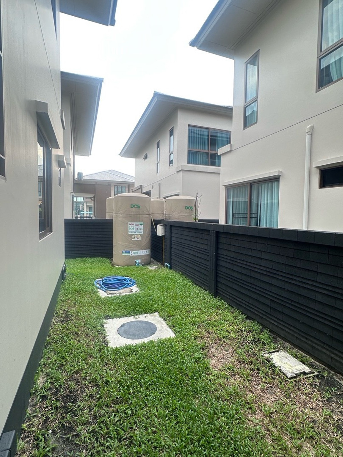 ให้เช่าบ้านพัฒนาการ ศรีนครินทร์ : ให้เช่าบ้าน 4 ห้องนอน หลังมุม ขนาด 300 ตรม ราคา 170,000 บาท สนใจนัดชม 0808144488