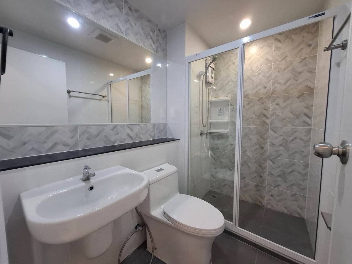 For RentCondoBangna, Bearing, Lasalle : For rent Regent Home Bangna